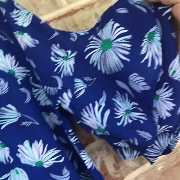 Liz Claiborne Floral Double Ruffle Sleeves Blouse - Picture 3 of 9